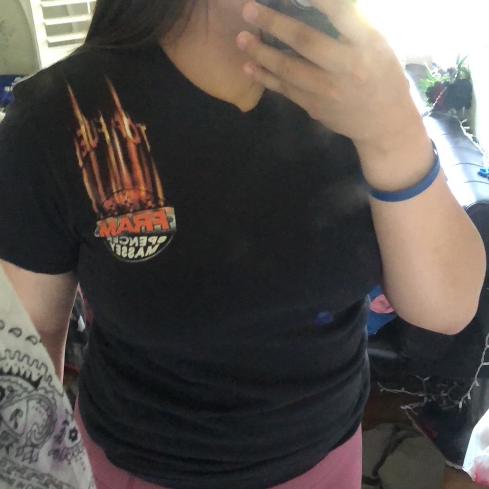 graphic tee - Picture 2 of 4